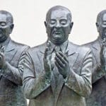 skulptura-aplauz-covek