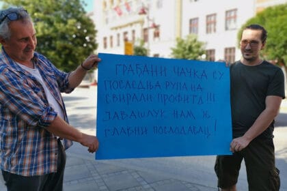 protest-cacak-transparent-sloboda
