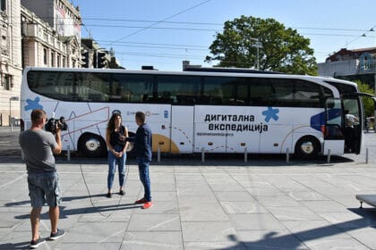 karavan-digitalna-ekspedicija-krece-na-putovanje-kroz-srbiju-3