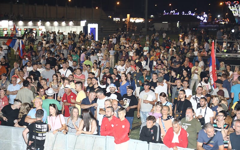 • N2 portal koncert-dejan-petrovic-guca-publika