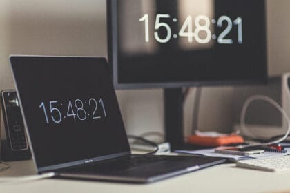 laptop-desktop-racunar-vreme
