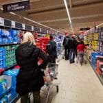 market-prodavnica-kupovina-musterije