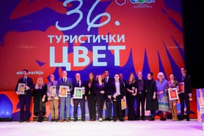 36-turisticki-cvet