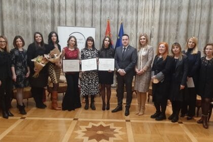 za-zene-u-nauci-mlade-naucnice-stipendije