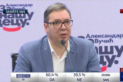 aleksandar-vucic-sns-rezultati-referenduma