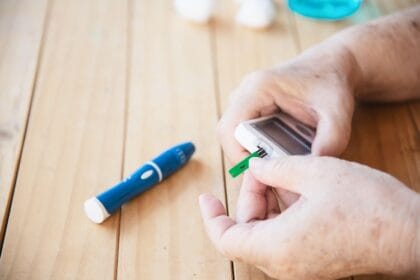 dijabetes-merenje-secera-aparat