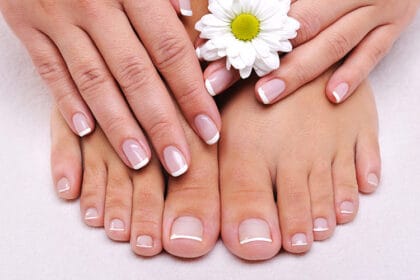 manikir-pedikir-nega-noktiju