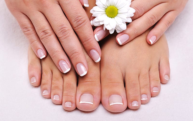 manikir-pedikir-nega-noktiju