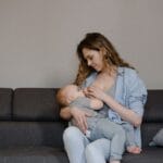 majka-i-beba-dojenje