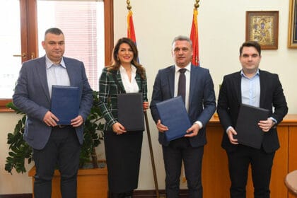 vidikovac-na-kablaru-potpisivanje-ugovora