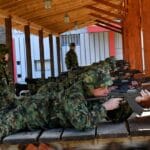 vojska-srbije-vojnici-oruzje