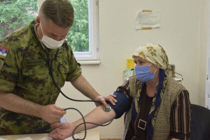 akcija-vojni-lekar-na-selu-u-novopazarskim-selima-2