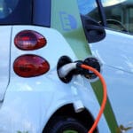 elektricni-automobil-punjenje