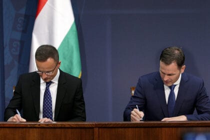 peter-sijarto-i-sinisa-mali