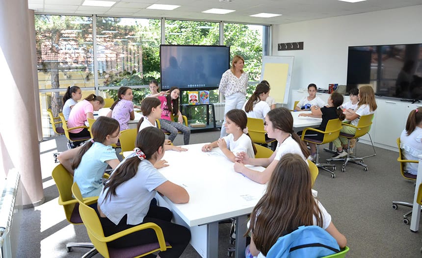 recitanka-danijela-kvas-biblioteka-cacak