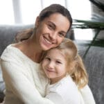 zena-devojcica-osmeh