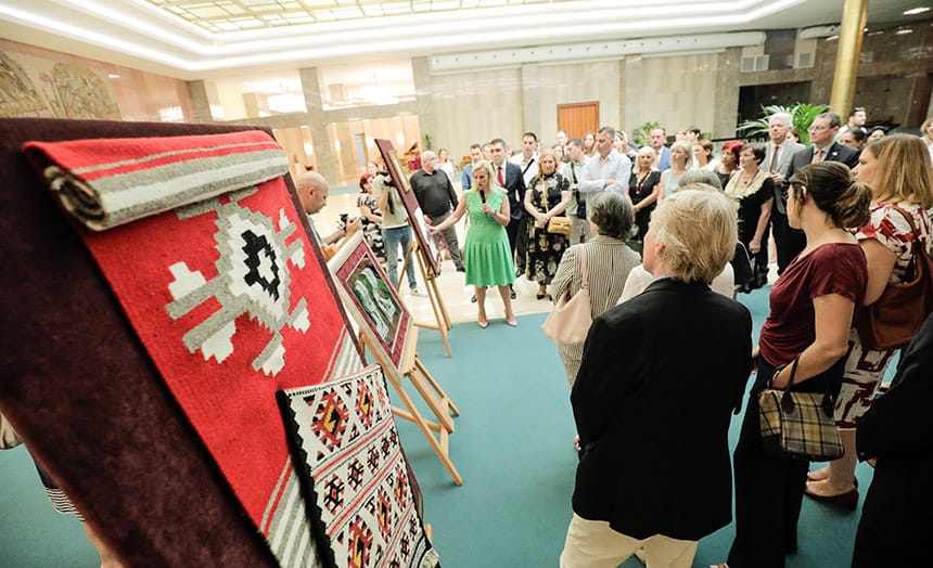 izlozba-tradicionalnih-rukotvorina