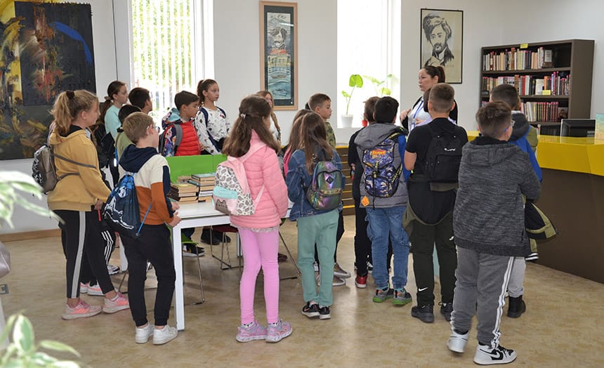 deca-u-gradskoj-biblioteci-cacak