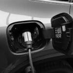 automobil-elektricni-pogon-punjenje