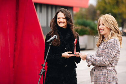 mia-bjelogrlic-dobitnica-priznanja-za-zensku-hrabrost-2