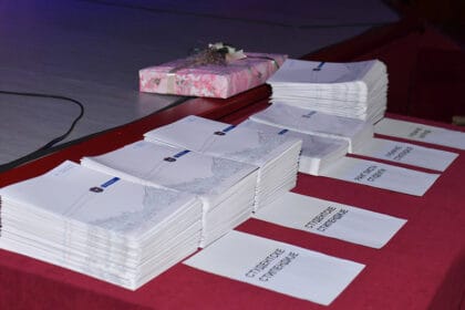 dodela-stipendija-i-nagrada-najbolji-ucenici-studenti-2