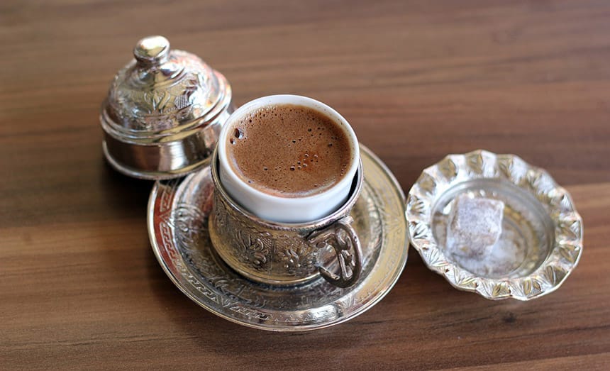 turska-kafa-sa-ratlukom