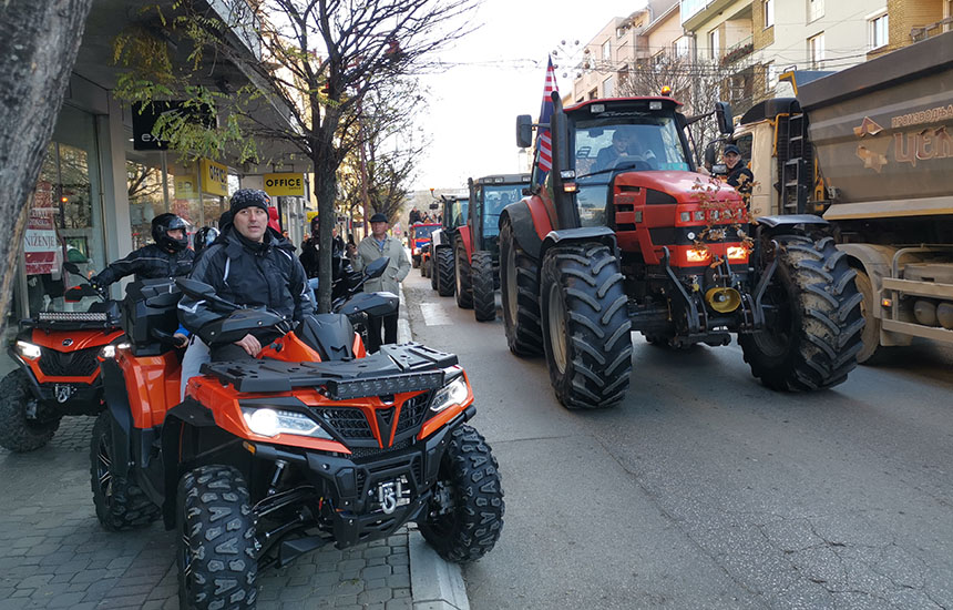 • N2 portal bozicna-voznja-cacak-2023-foto-nenad-nesovic-n2 (19)