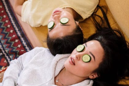 drugarice-kucni-spa-krastavac-na-ocima