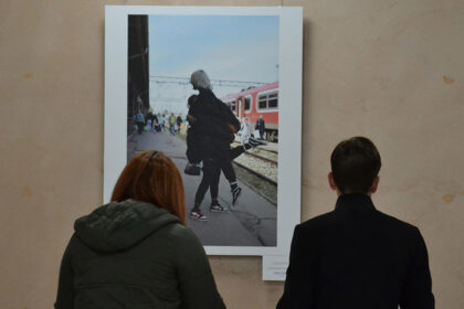 izlozba-fotografija-biti-mlad-u-srbiji-cacak