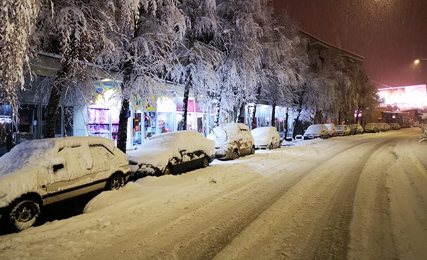 sneg-na-kolovozu-automobili-foto-nenad-nesovic-n2