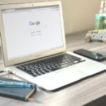 laptop-google-sajt