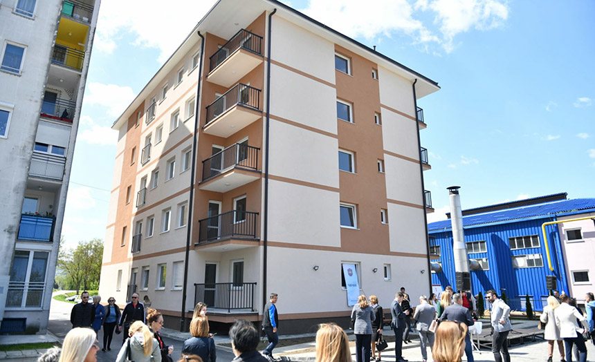 zgrada-ljubic-kej-cacak-izbeglice