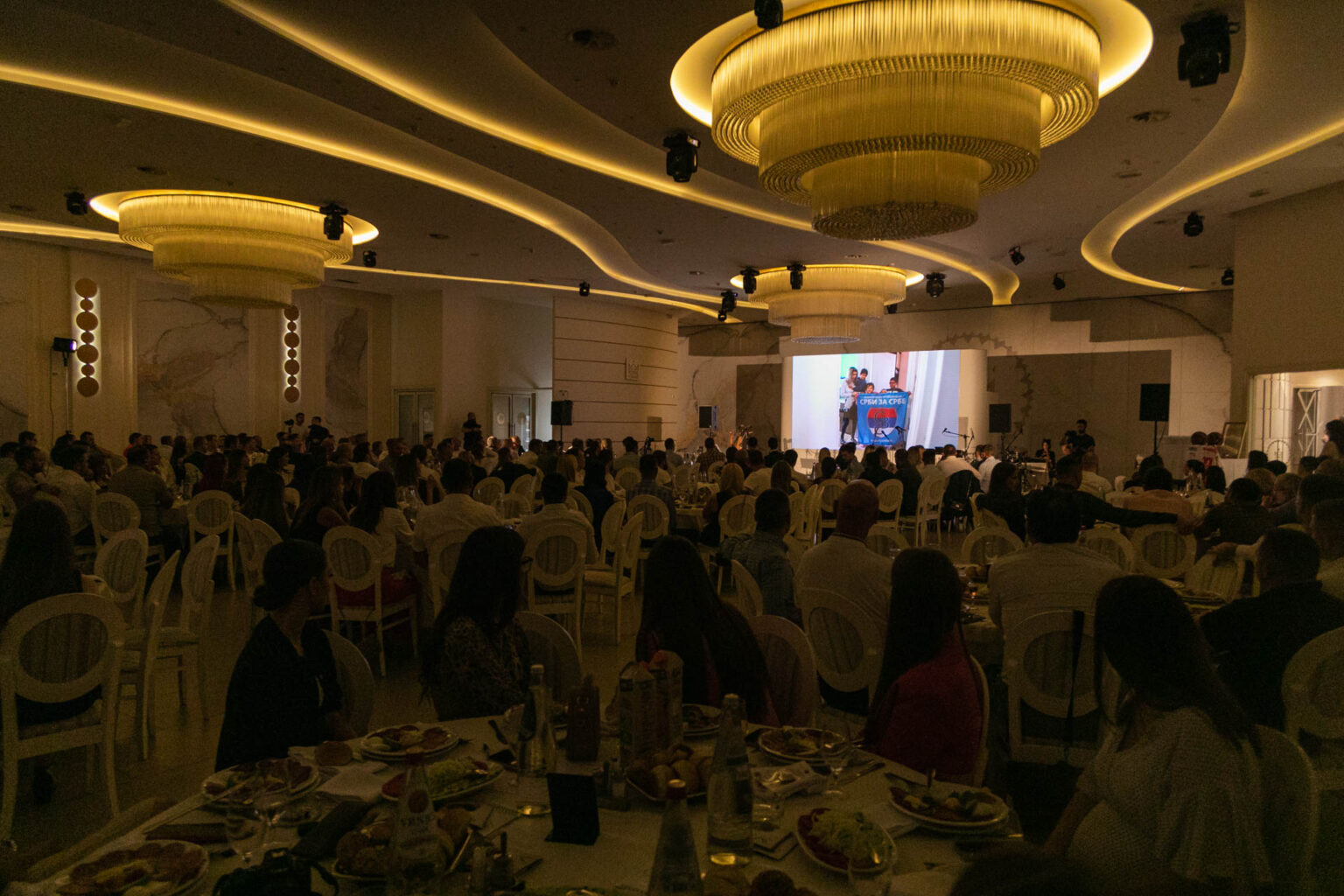 donatorsko-vece-cacak-srbi-za-srbe (1)