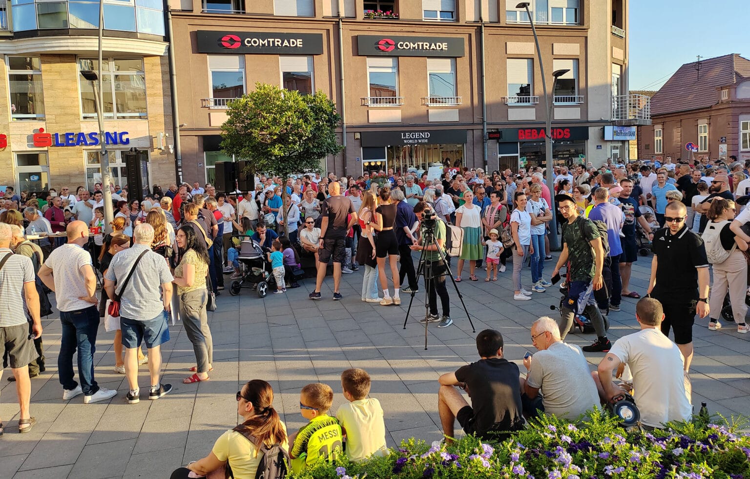 drugi-protest-cacak-protiv-nasilja-foto-nenad-nesovic-n2 (2)