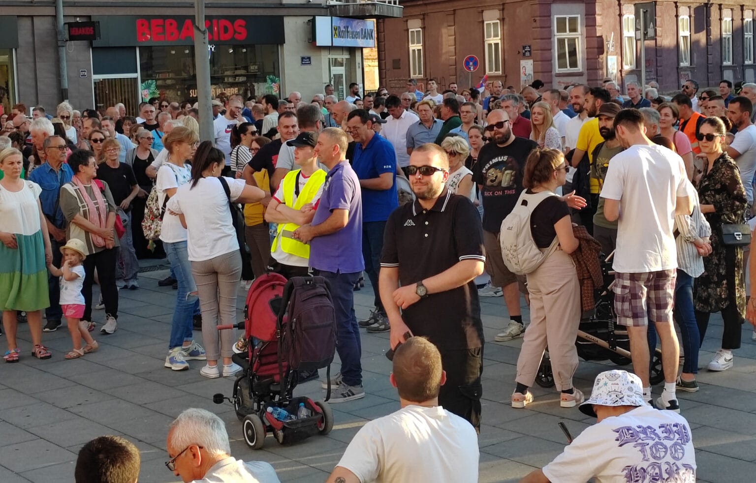 drugi-protest-cacak-protiv-nasilja-foto-nenad-nesovic-n2 (3)