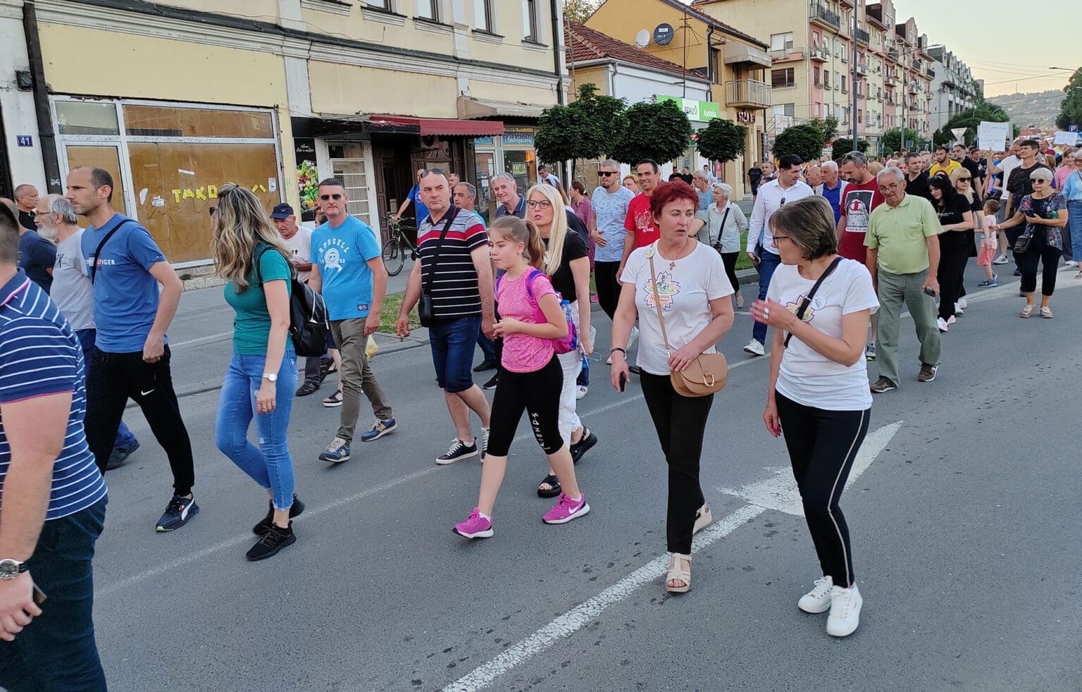 drugi-protest-cacak-protiv-nasilja-foto-nenad-nesovic-n2 (6)