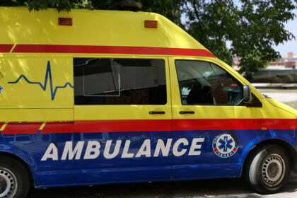 ambulantno-vozilo-sanitet-foto-nenad-nesovic-n2
