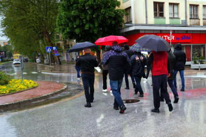 kisa-ljudi-kisobrani-foto-nenad-nesovic-n2