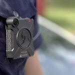policija-kamere-na-uniformi