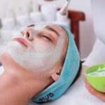 zena-lice-koza-maska