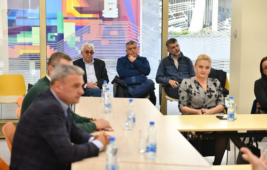 radni-sastanak-todorovic-privrednici-1