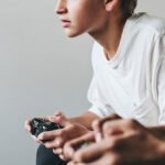 decaci-igraju-video-igre