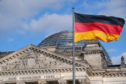 nemacki-parlament-zastava