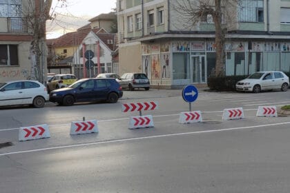ulica-barijere-znak-foto-nenad-nesovic-n2