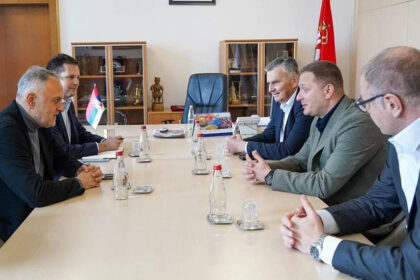 ministar-sporta-zoran-gajic-i-predsednik-opstine-cajetina-milan-stamatovic