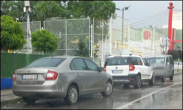lucani-u-cacku-automobili