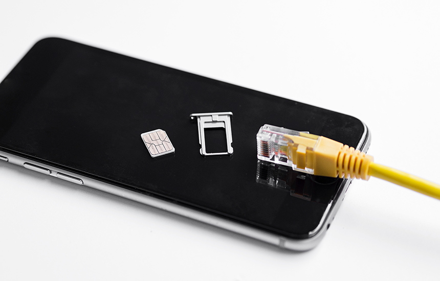 sim-kartica-mobilni-telefon-mrezni-kabl