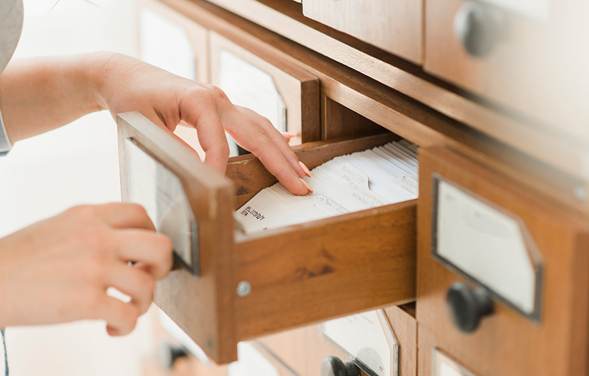 otvorena-fioka-papiri