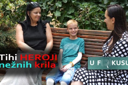 u-fokusu-luka-jeja-deca-leptiri