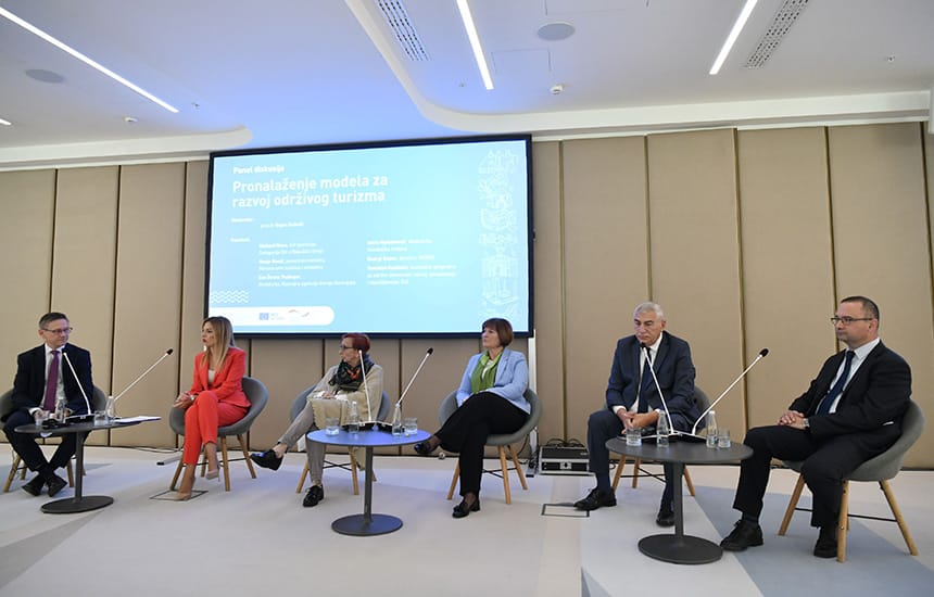 konferencija-razgovori-o-turizmu